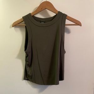 Crop tank top